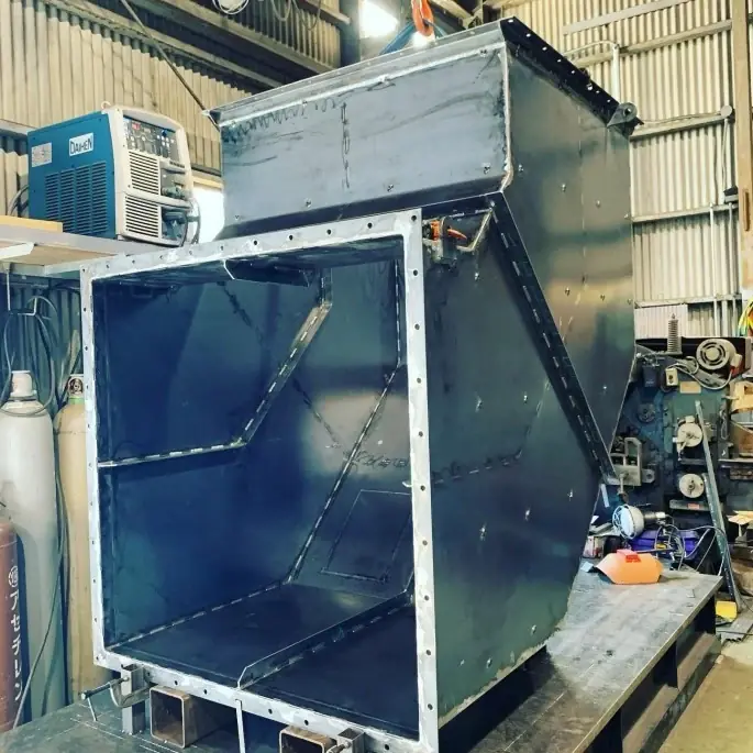 排気ダクトの製作事例